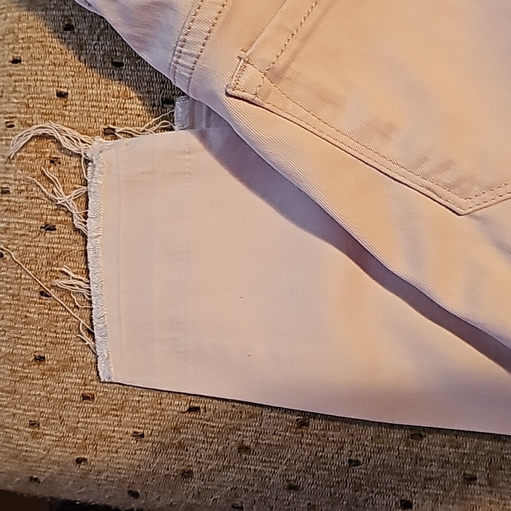 Jessica Simpson Jeans. #34 - Picture 3 of 6